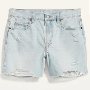 Old Navy High Waisted Slouchy Straight Distressed Jean Short